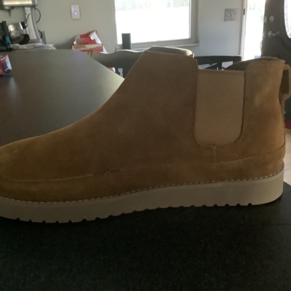 Kookaburra low top boots